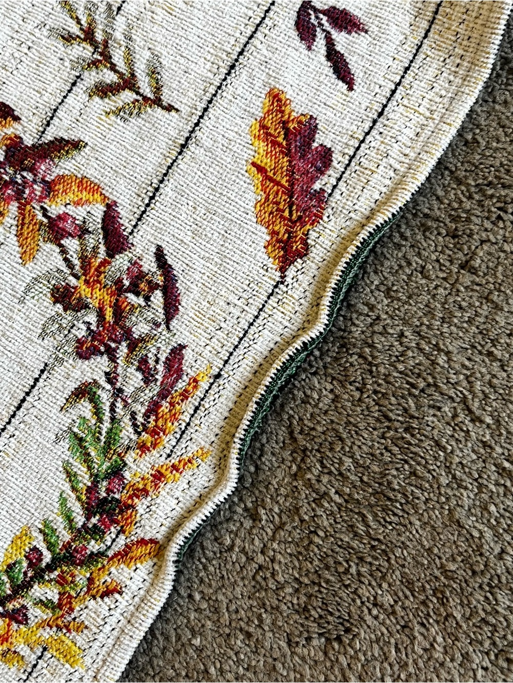 Fall Themed Table Runner - Picture 6 of 8